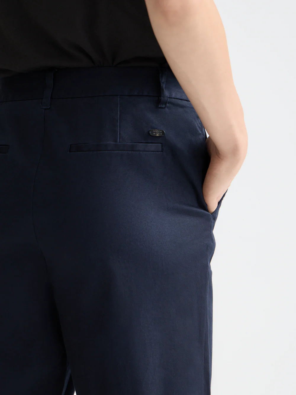 Scotch & Soda Abott Mid Rise Tapered Leg Chino Pants